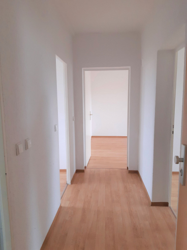 "Top-Lage, Top-Preis: Geräumige 3-Zimmer-Wohnung mit Balkon zum günstigen Mietpreis!"