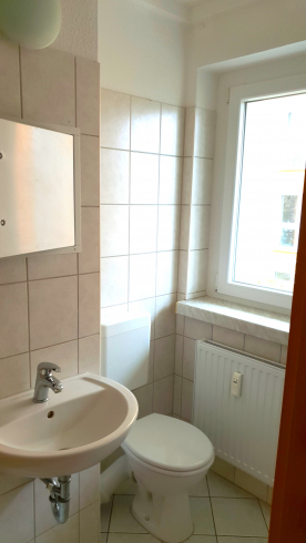 "Charmante" 1-Zimmer-Wohnung inklusive Balkon !